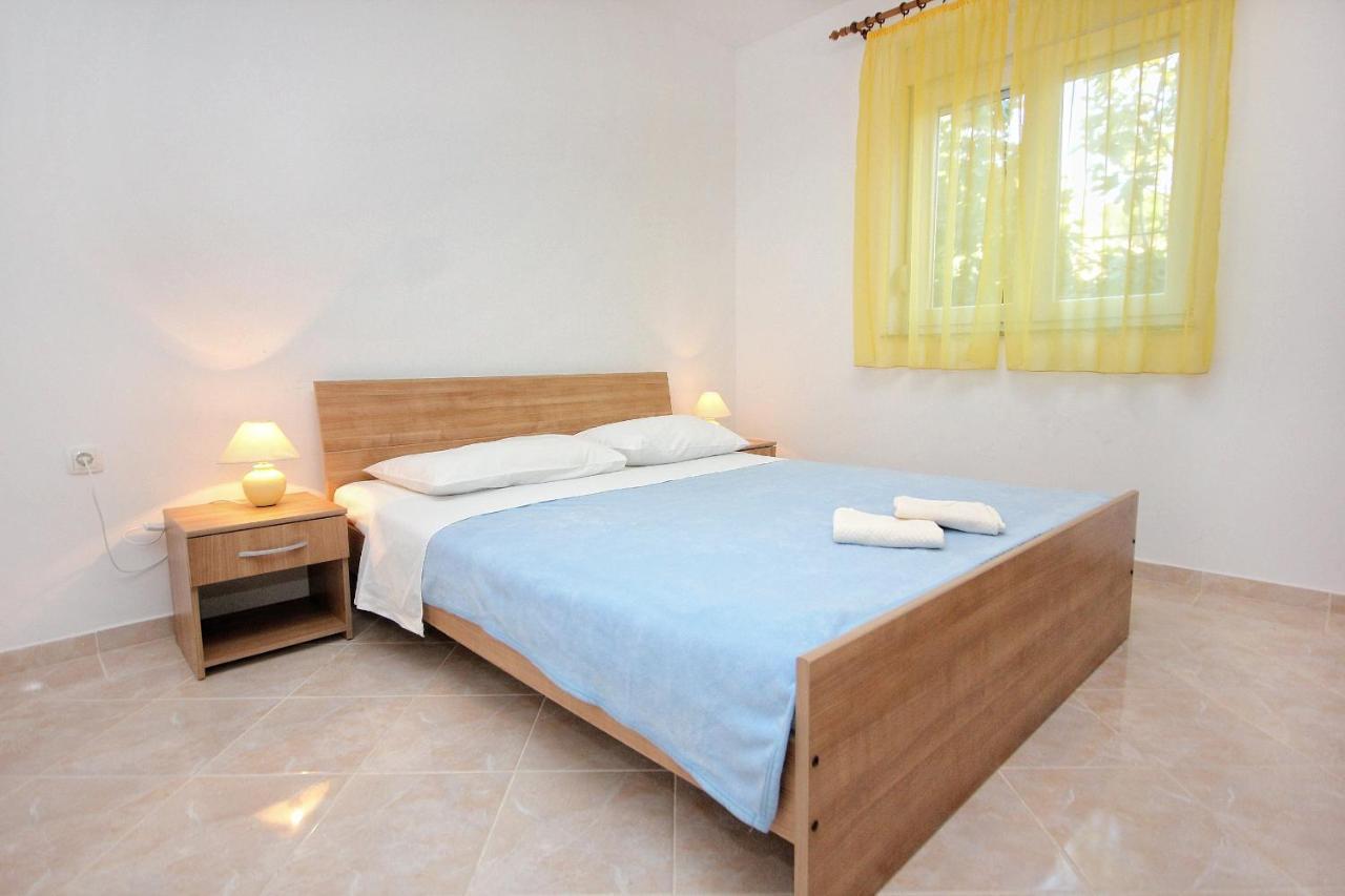 Apartments By The Sea Vlasici, Pag - 9324 Εξωτερικό φωτογραφία