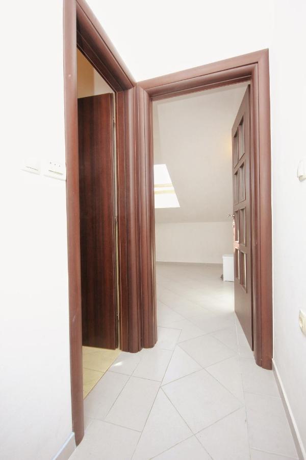 Apartments By The Sea Vlasici, Pag - 9324 Εξωτερικό φωτογραφία