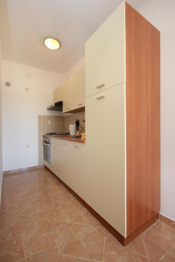Apartments By The Sea Vlasici, Pag - 9324 Εξωτερικό φωτογραφία
